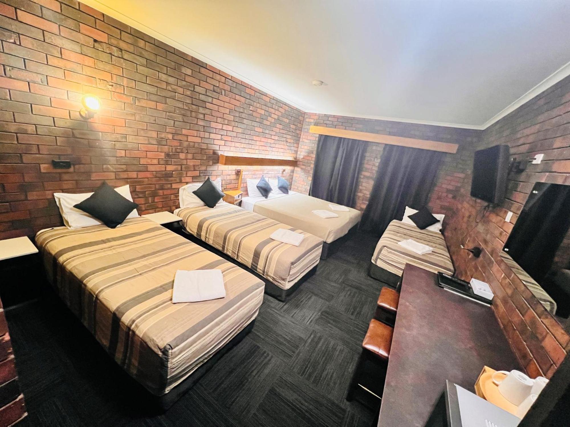 Two Rivers Motel Wentworth ภายนอก รูปภาพ
