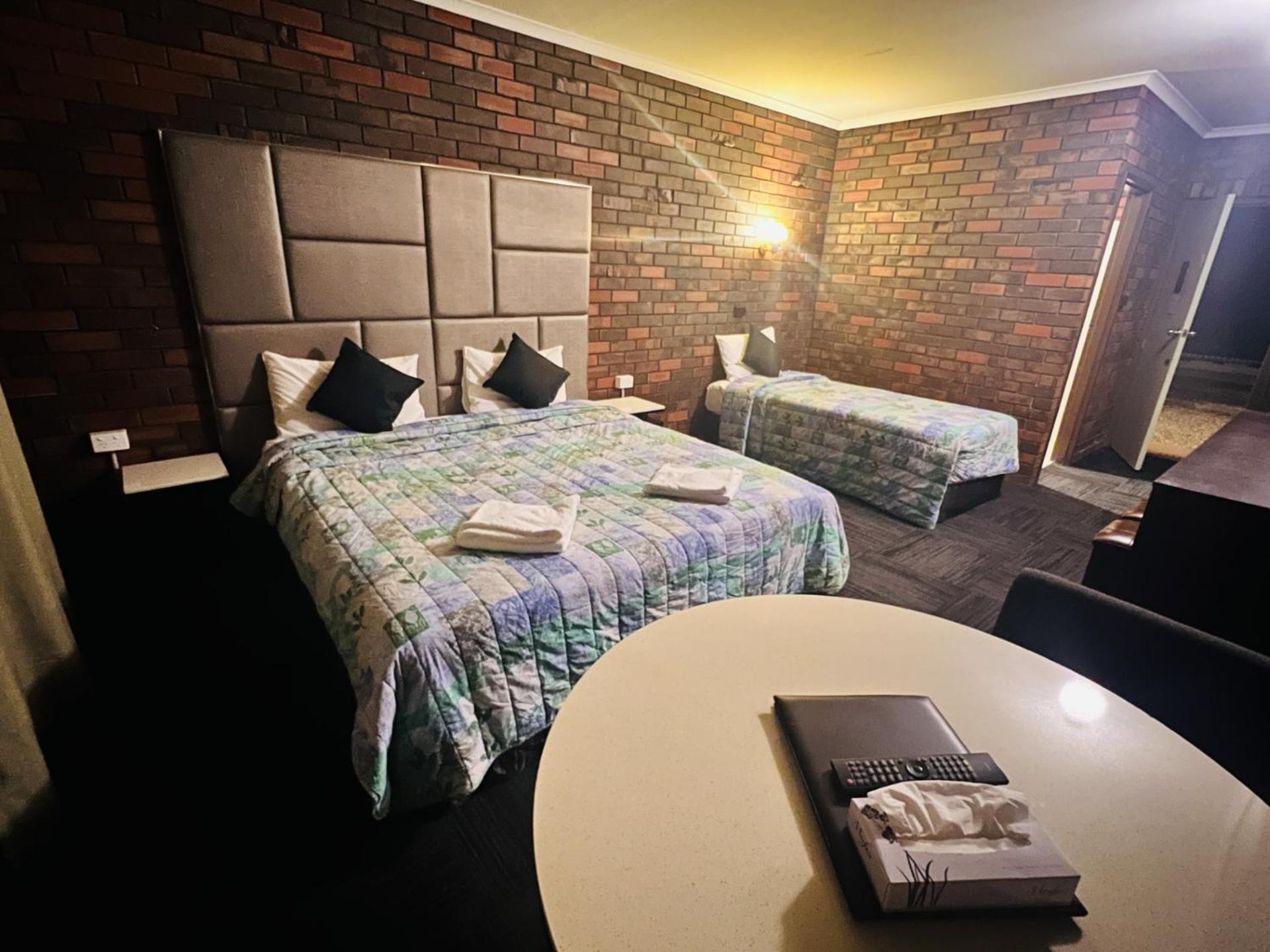 Two Rivers Motel Wentworth ภายนอก รูปภาพ